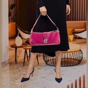 BURBERRY RARE FIND BARBIE PINK SHOULDER BAG.